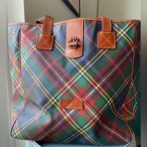 Dooney & Bourke Large Tote Bag